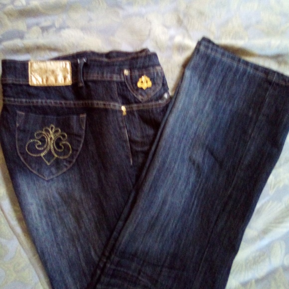 Dereon | Jeans | Dereon Jeans | Poshmark